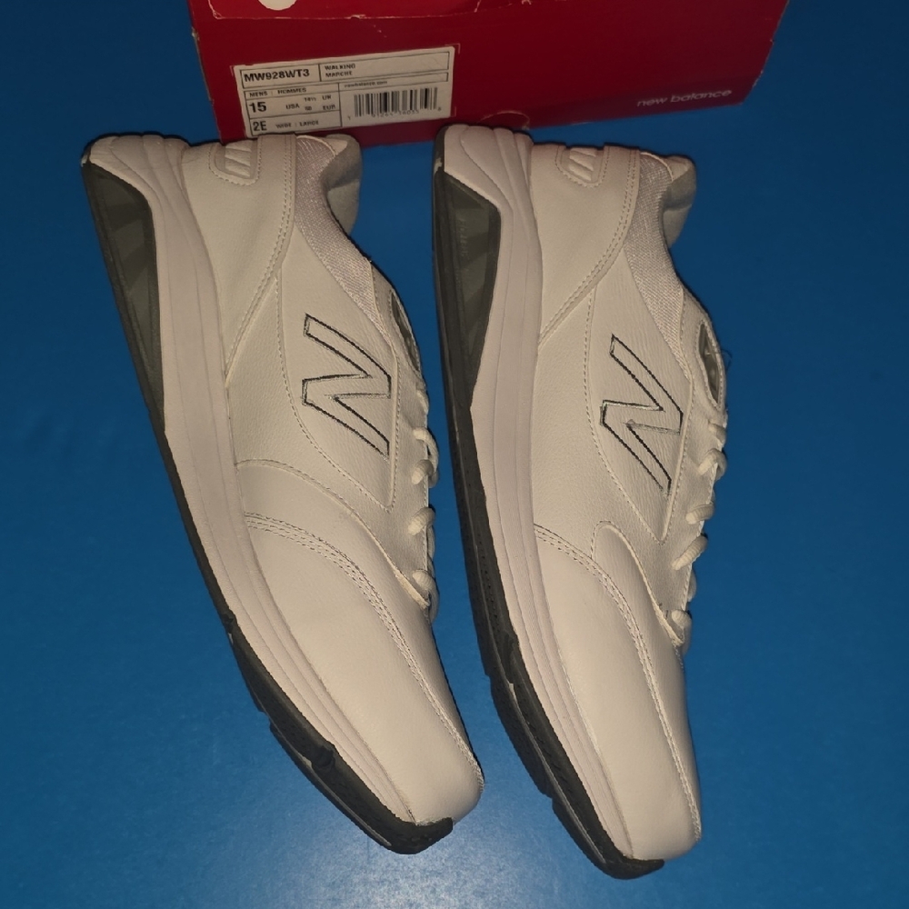New Balance Men's White Sneakers Size: 15W